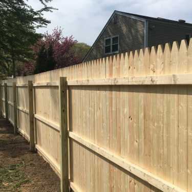 stockade style privacy fence installed in Columbus OH