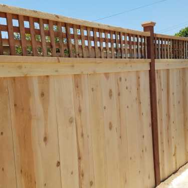lattice top fence panels installed in columbus oh